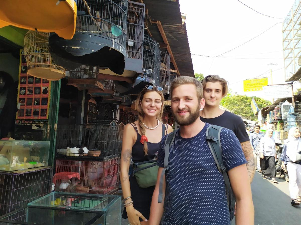Griya Backpacker Pak Yon Malang Exterior foto