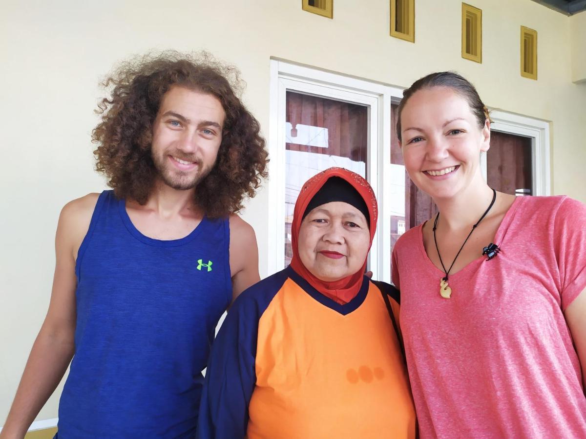 Griya Backpacker Pak Yon Malang Exterior foto