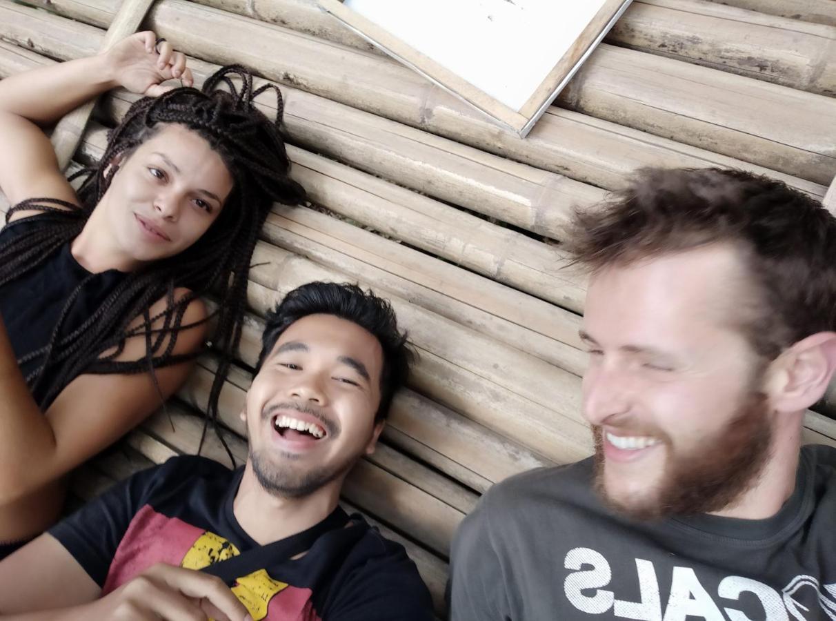 Griya Backpacker Pak Yon Malang Exterior foto