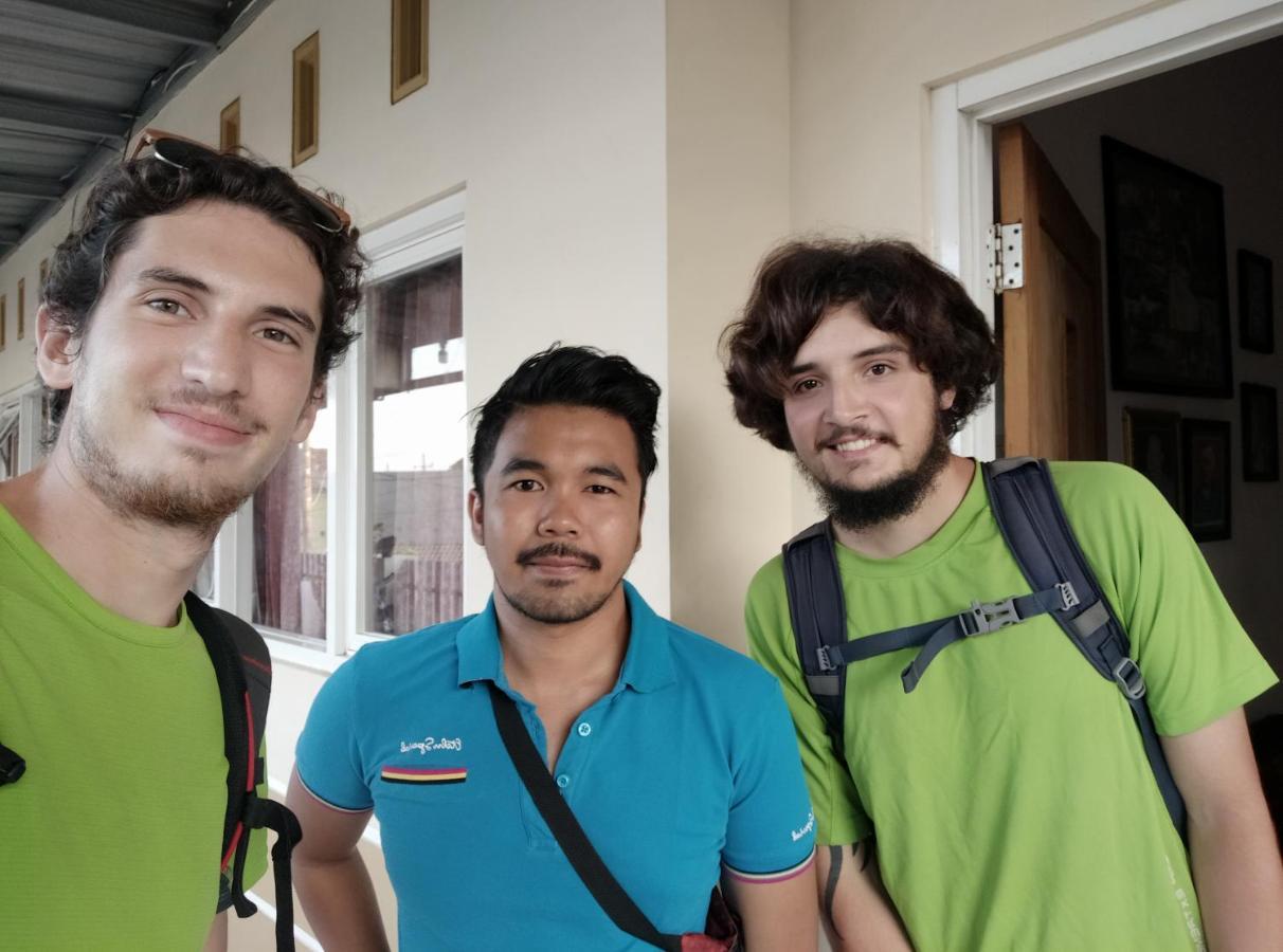 Griya Backpacker Pak Yon Malang Exterior foto