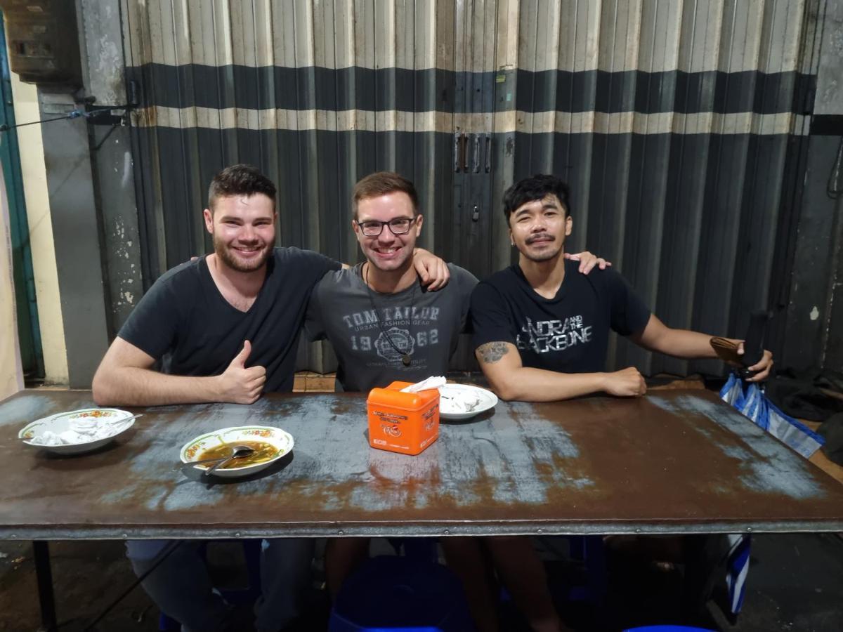 Griya Backpacker Pak Yon Malang Exterior foto